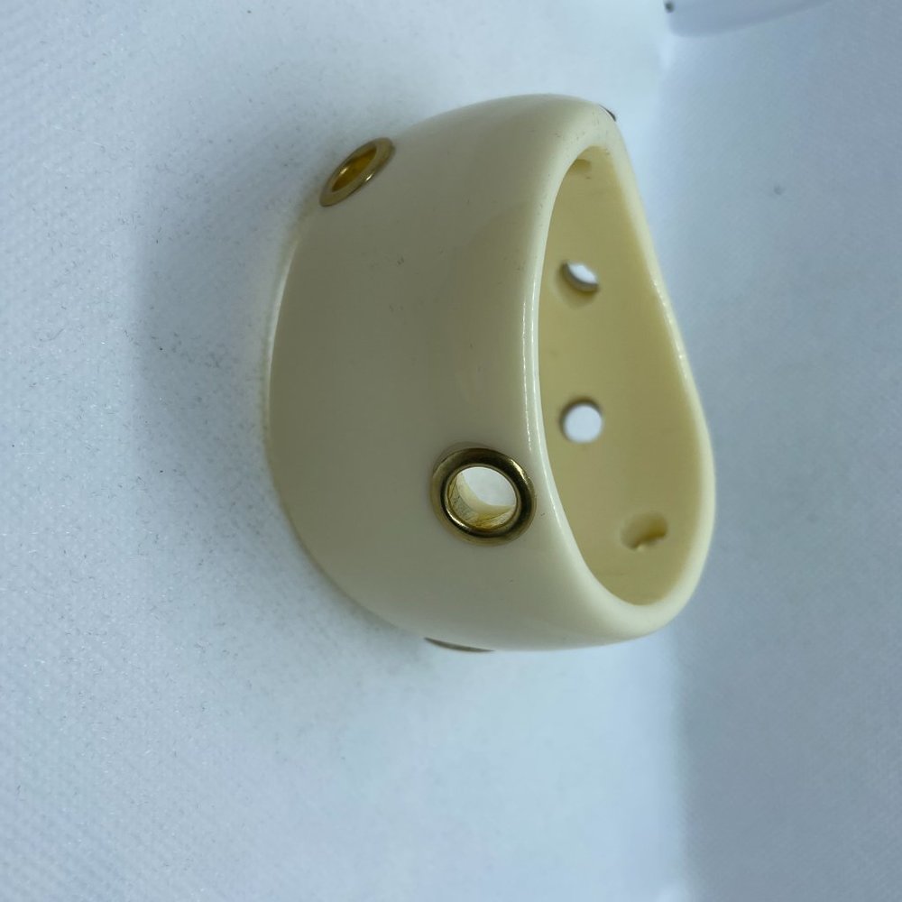Cream Bangle - Picture 2 of 2